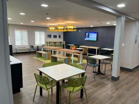 Spark By Hilton Winston-Salem University Екстериор снимка