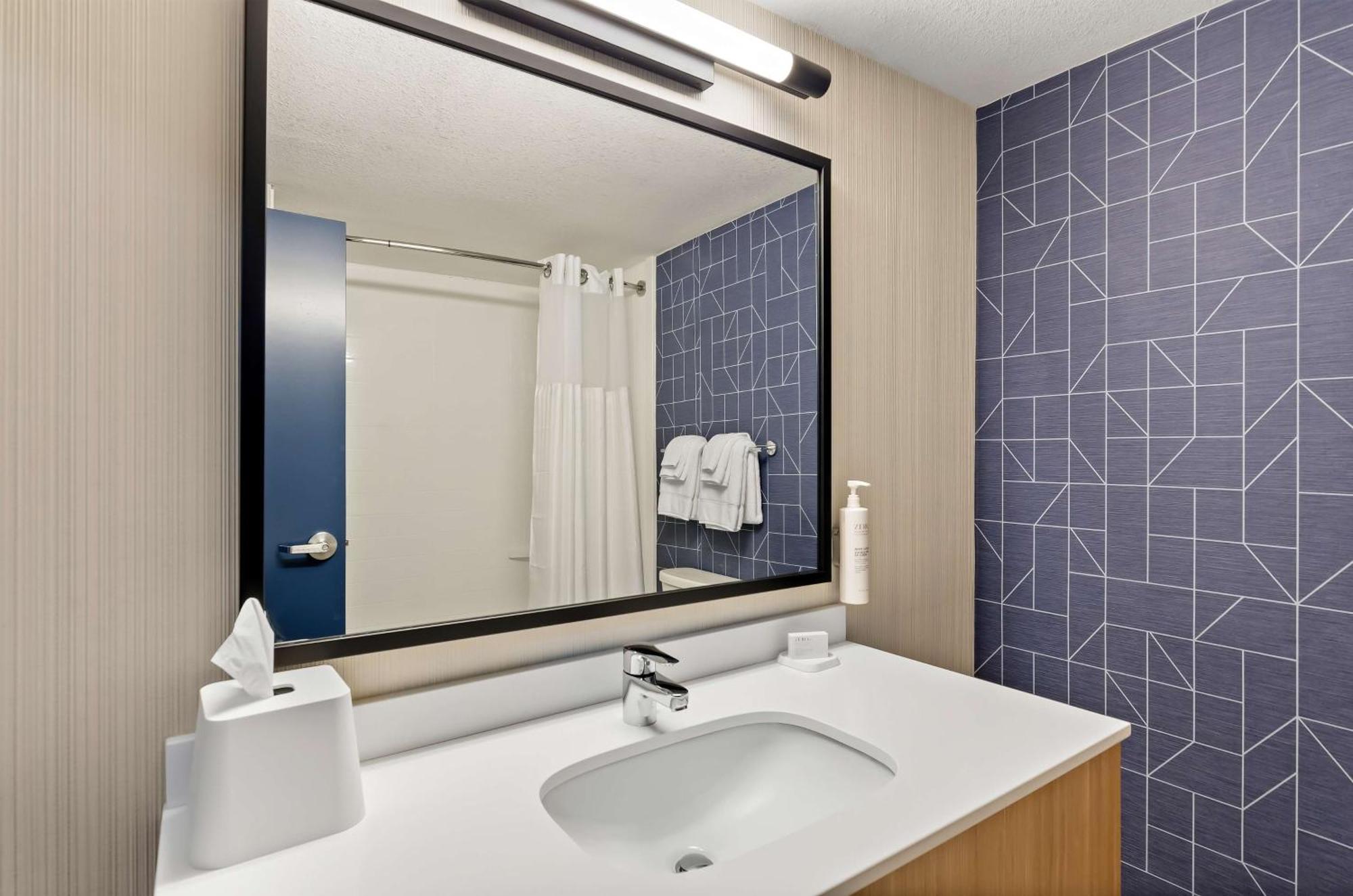 Spark By Hilton Winston-Salem University Екстериор снимка